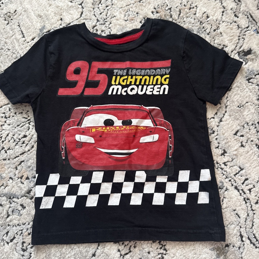 Disney Pixar Cars Boys Tee Shirt T-Shirt 5t Lightning McQueen Gr8